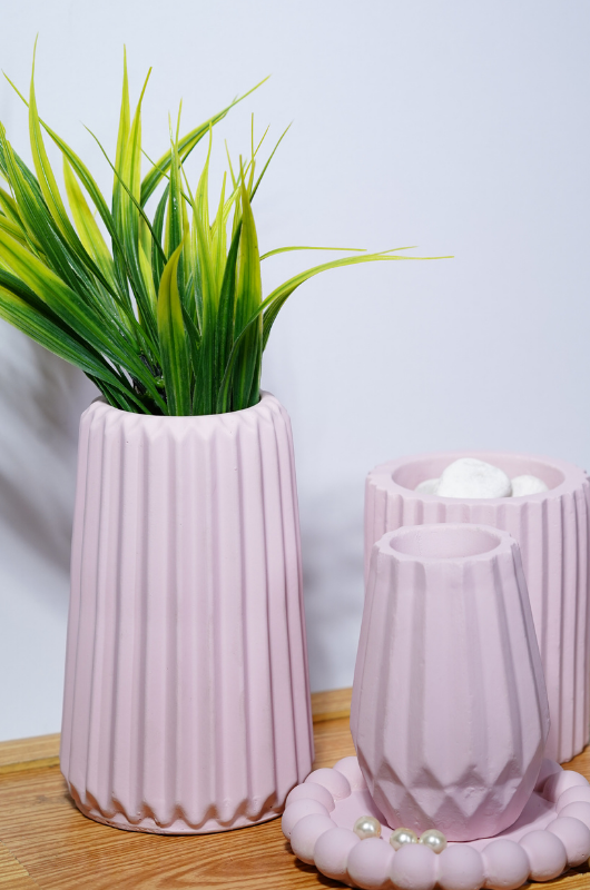 Fat Ribbed Vase