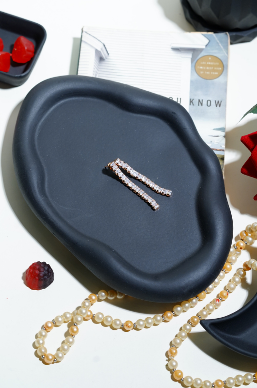 Oval Irregular Tray