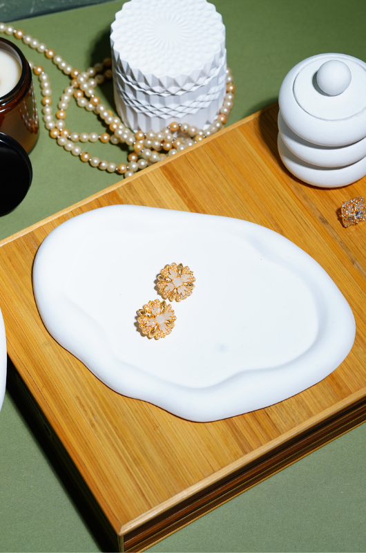 Oval Irregular Tray