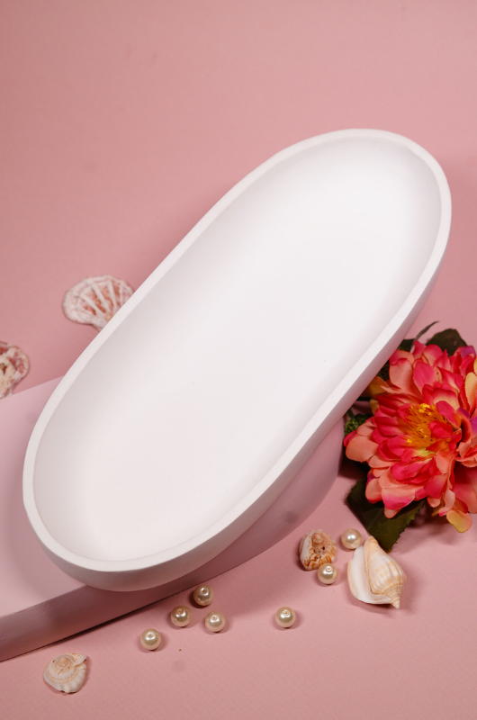 Large Boat Shaped Container