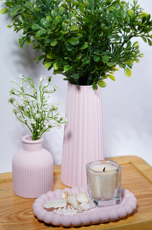 Thin Ribbed Vase