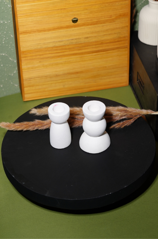 Circular Candle Holder Set